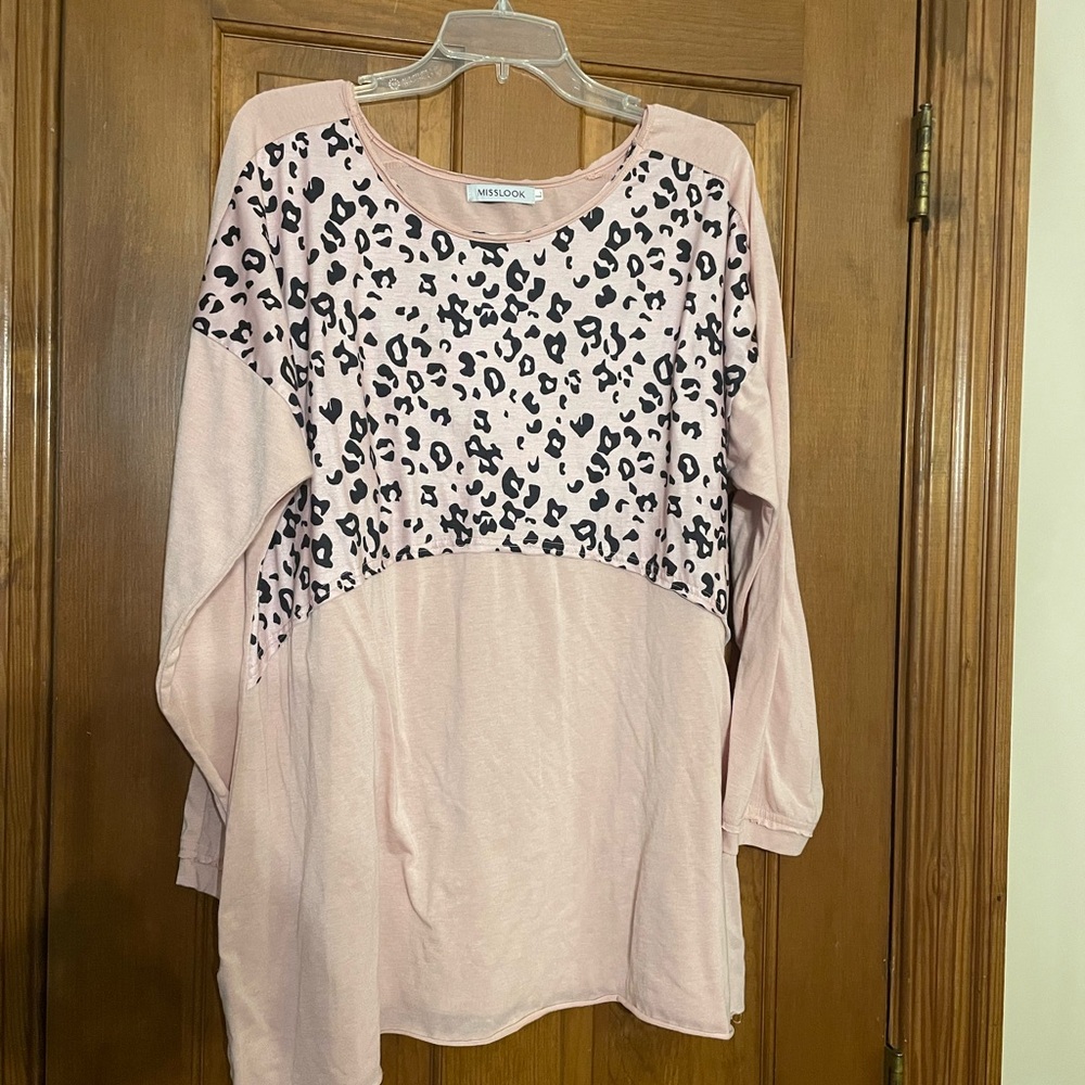 MISS LOOK Blush‎ Pink Leopard Print Long Sleeve Top, Size Large